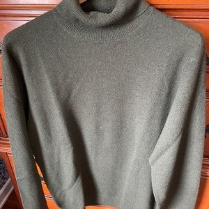 Lands End Mens cashmere turtleneck sweater
